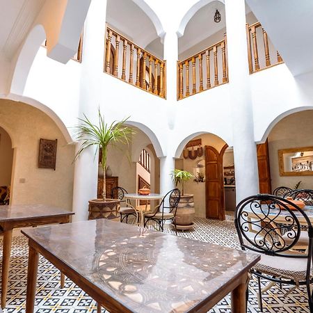 Riad D'Ar Ganne By Carole 索维拉 外观 照片